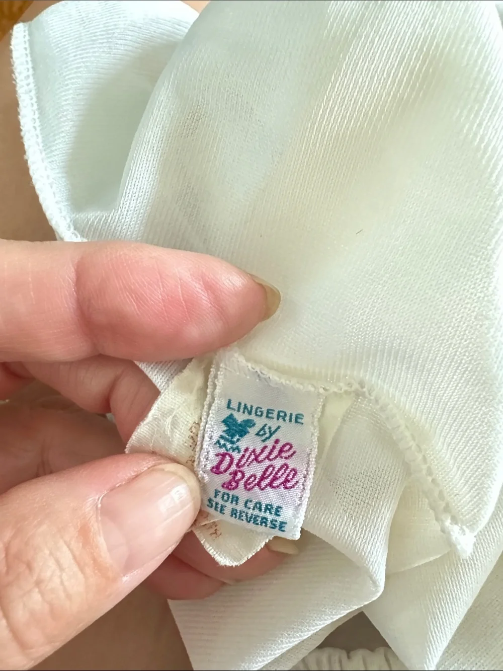 Vintage Lingerie by Dixie Belle White Nylon Long Maxi Half Slip - Picture 6 of 7